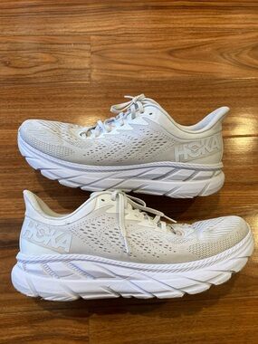 Hoka One One Clifton 7 Mens Running Shoes 1110508 WWH SZ 11